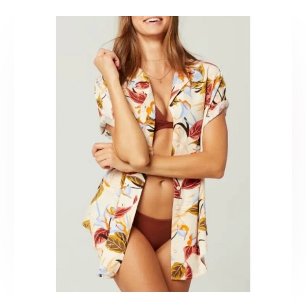 L*space beach cover up button down. Flora Hawaiian shirt small